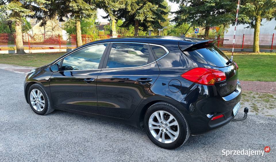 Kia Ceed 14 100 z Niemiec bezwypadek serwis światła do jazdy dziennej świętokrzyskie Oksa