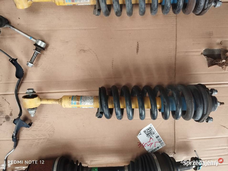 SPRĘŻYNA AMORTYZATOR PRZÓD L i P TOYOTA TACOMA Mojusz