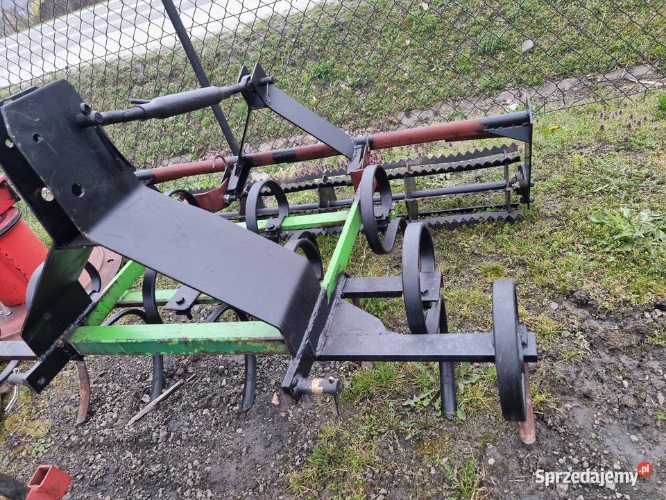 Agregat uprawowy z wałkiem Maly Brony dwójki nieuszkodzony Grybów