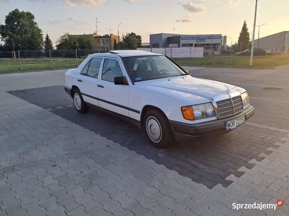 Sprzedam Mercedes W124 wąska listw gaznik 1989 Rok produkcji 1989 mazowieckie Warszawa