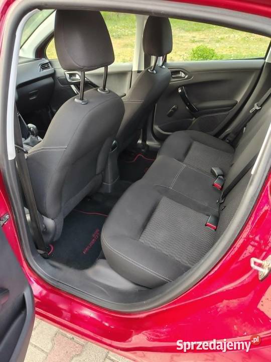 Peugeot 208 Legionowo