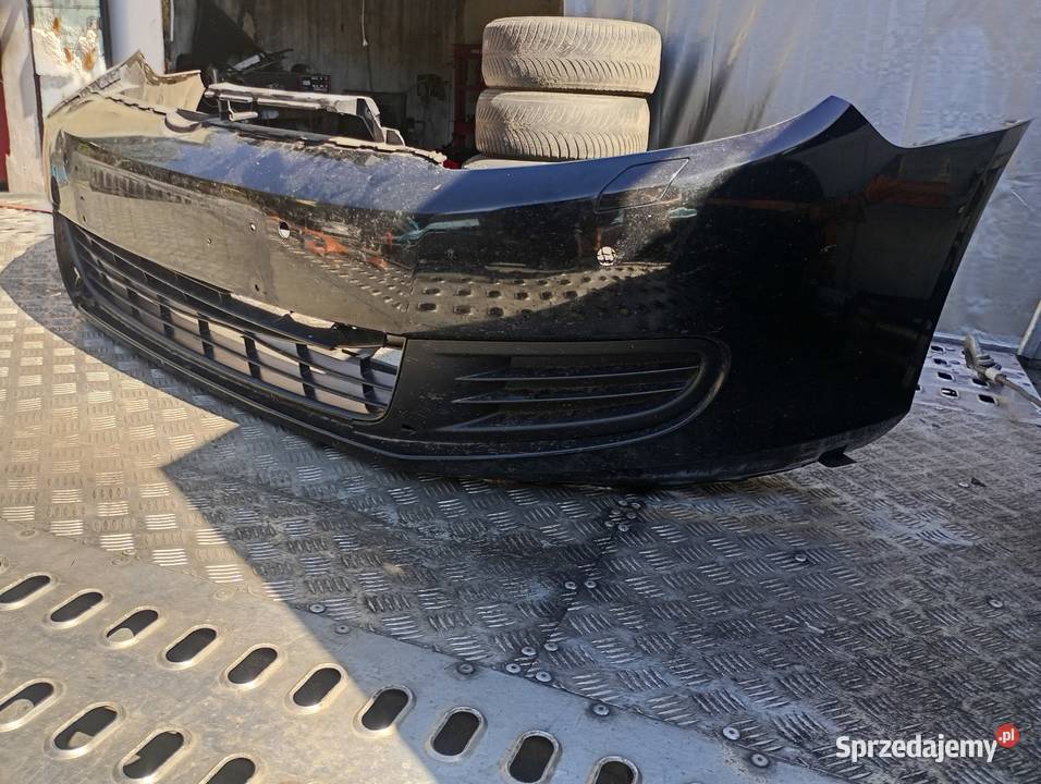 Sprzedam zderzak VW Golf 6 lekko uszkodzony Szubin