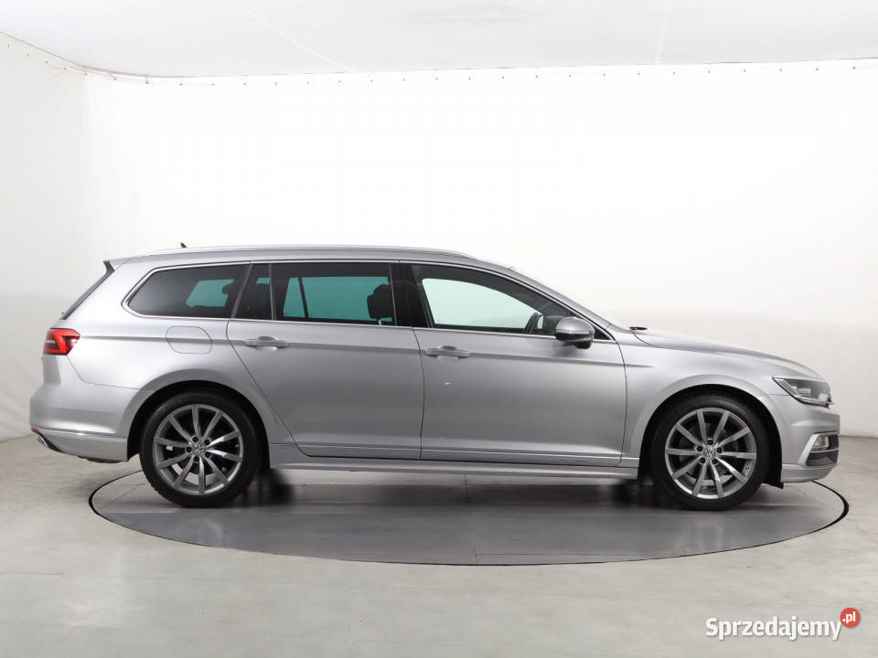 VW Passat 20 TSI skórzana tapicerka Katowice
