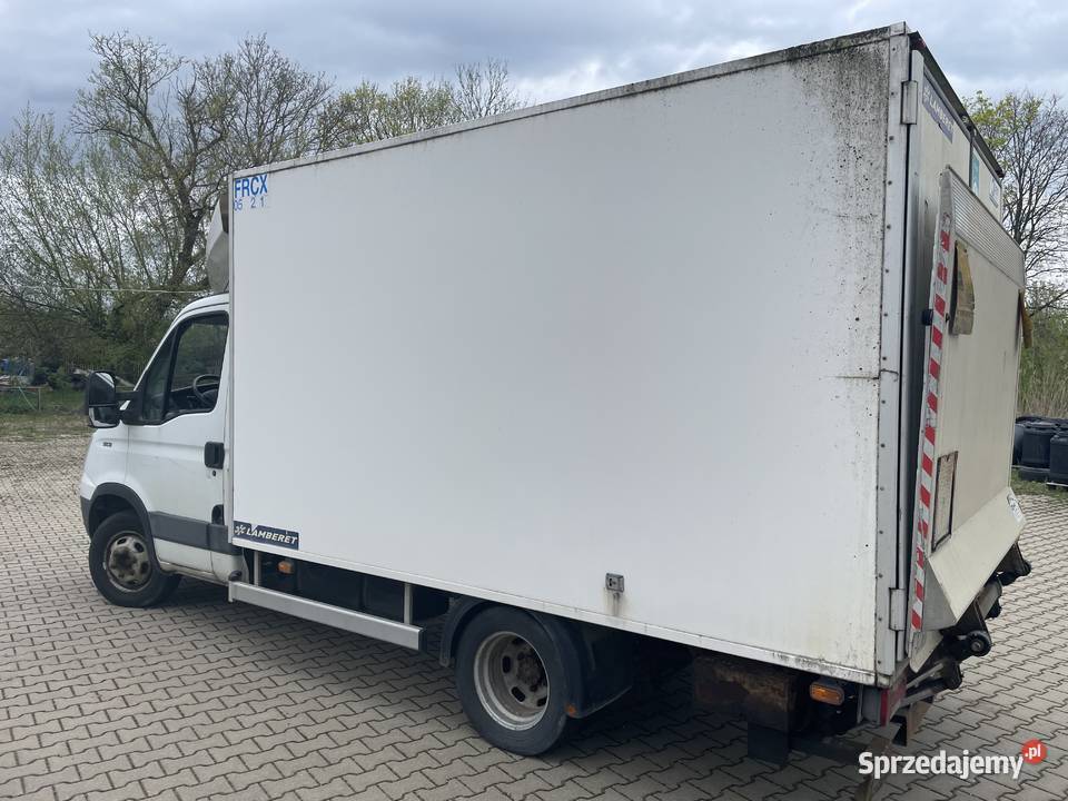 IVECO 35C13 kontener chlodnia z winda SZEROKI biały Kukowo sprzedam