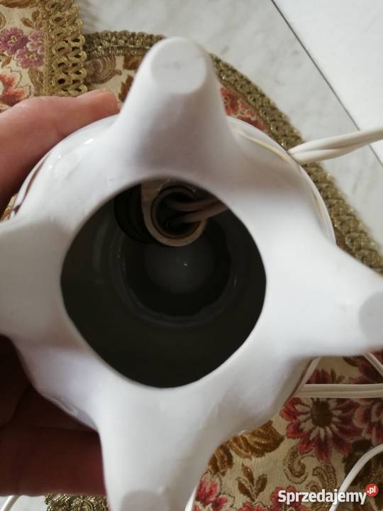 Stylowa lampka z pojemnikiem na olejki sprzedam