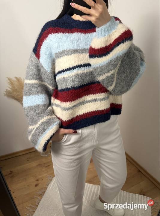 Miękki puszysty sweter w paski oversize rozmiar Ostrzeszów