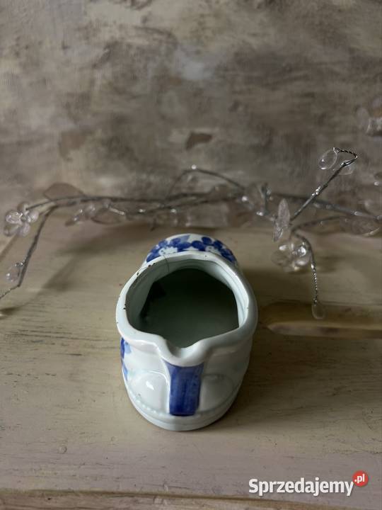 Porcelanowy bucik Bytom