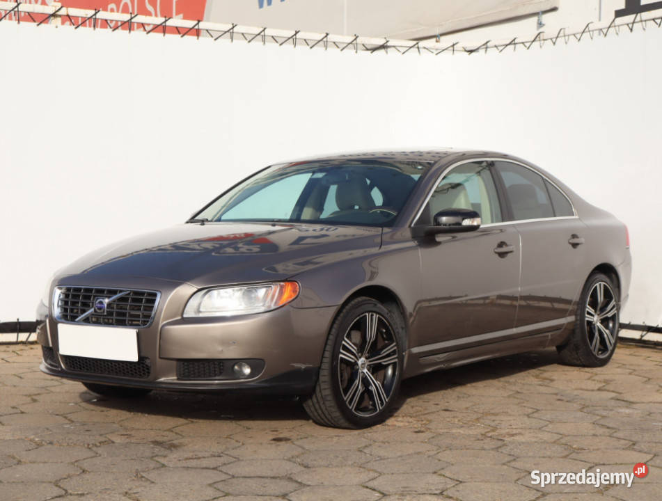 Volvo S80 44 V8 benzyna Łódź