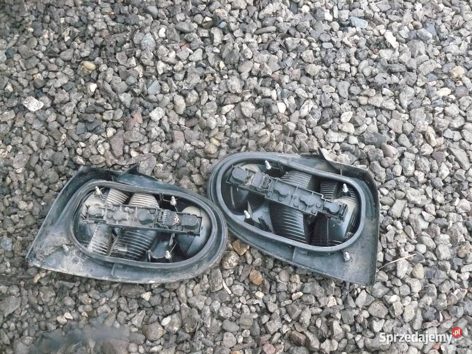 Lampa tylna prawa lewa Renault Megane I coupe Kraków sprzedam
