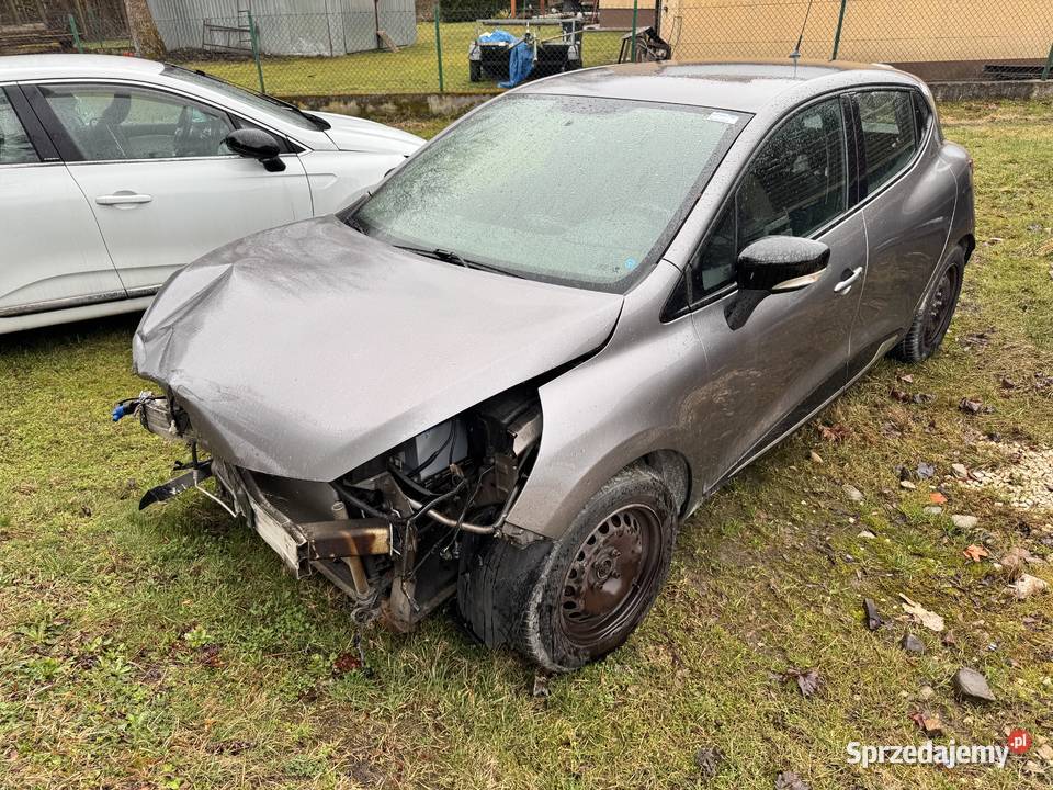 Renault Clio IV 09 09 T benzyna 2014r uszkodzony Brzesko sprzedam