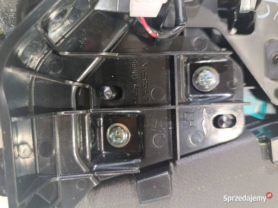 OSŁONA SCHOWKA LEWA NISSAN QASHQAI J11 969RK osobowe