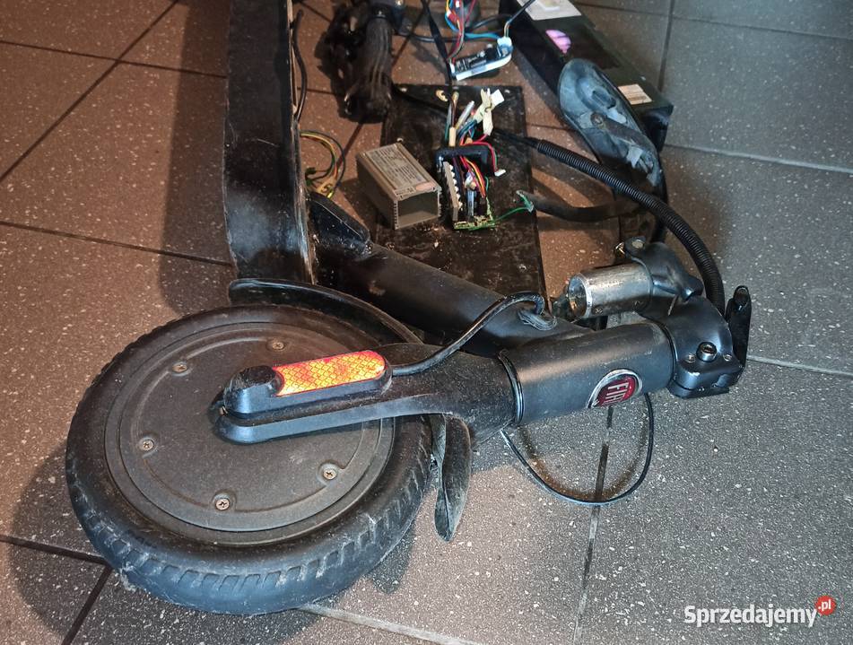 Hulajnoga elektryczna FIAT na części do naprawy Sport i Wypoczynek Lędziny