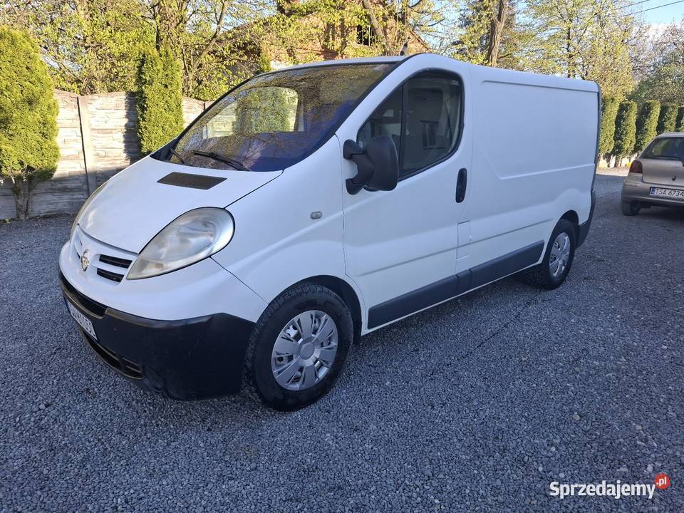 Nissana primastar 20 115 koni 2007 renault nieuszkodzony Chobrzany