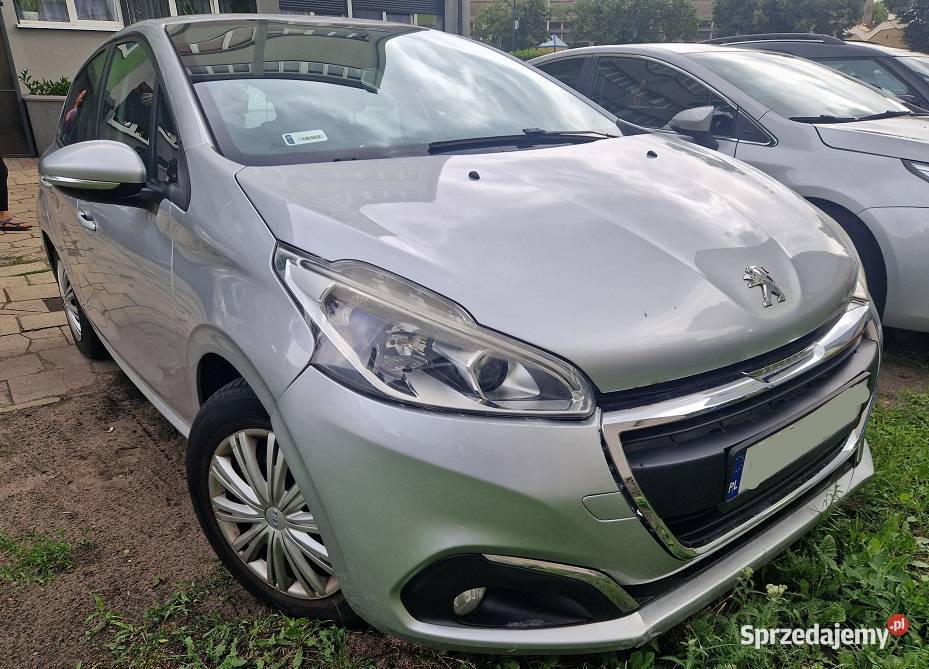 Peugeot 208 12 benzyna 102015 możliwa zamiana Motoryzacja kujawsko-pomorskie Ciechocinek