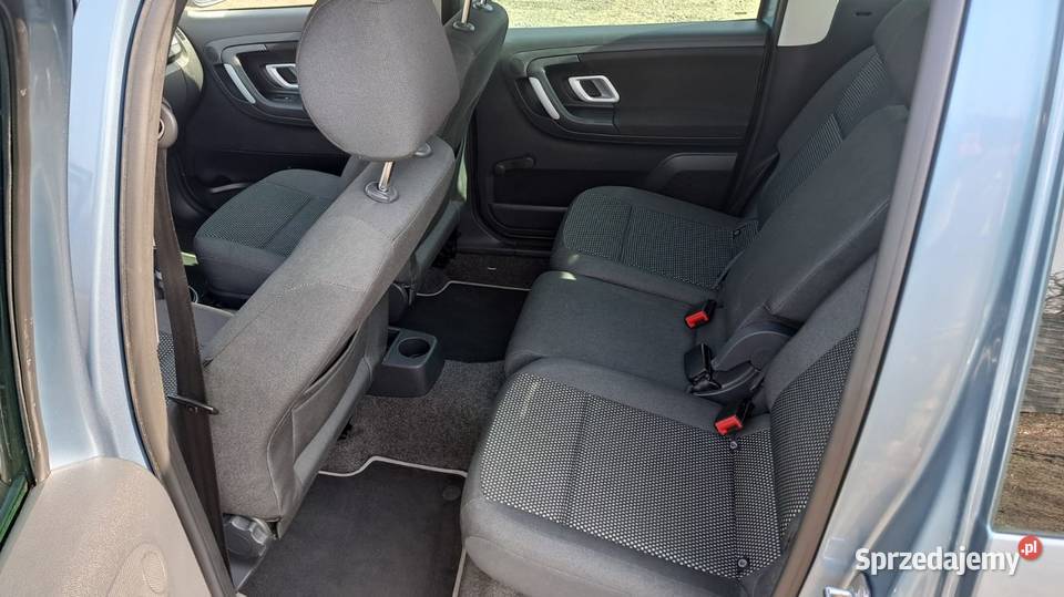 Skoda Roomster Scout 2008r 16 benzyna 105 IGŁA Rok produkcji 2008 sprzedam