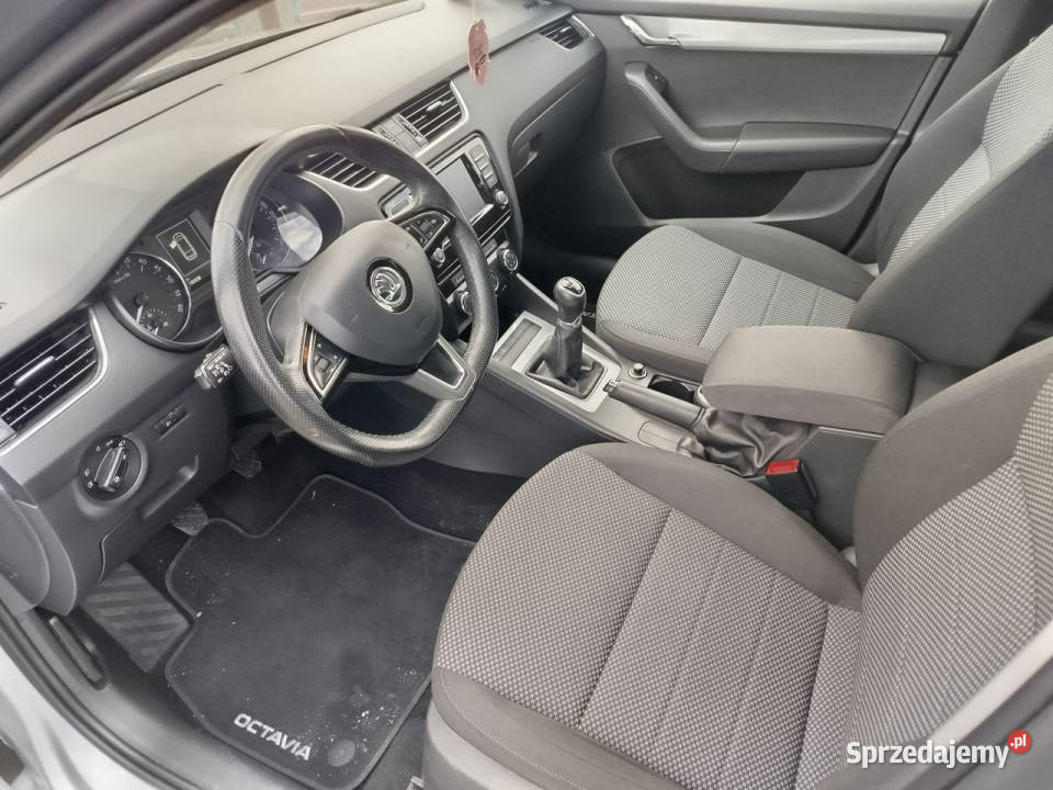 koda Octavia 16 TDi III 2013 klimatyzacja Octavia Jarocin