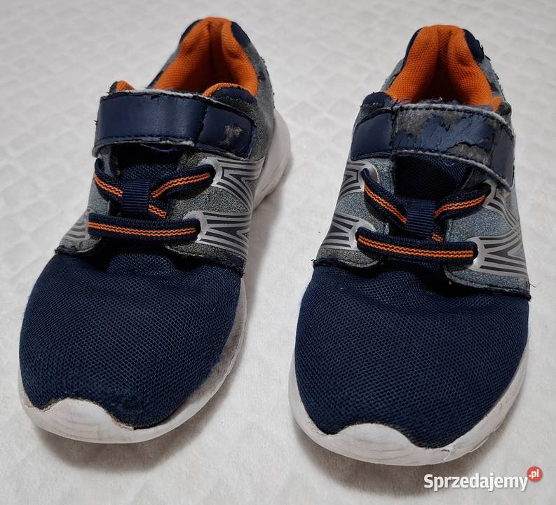 Buty chłopięce sportowe na rzepy granatowe 3133 Dla Dziecka