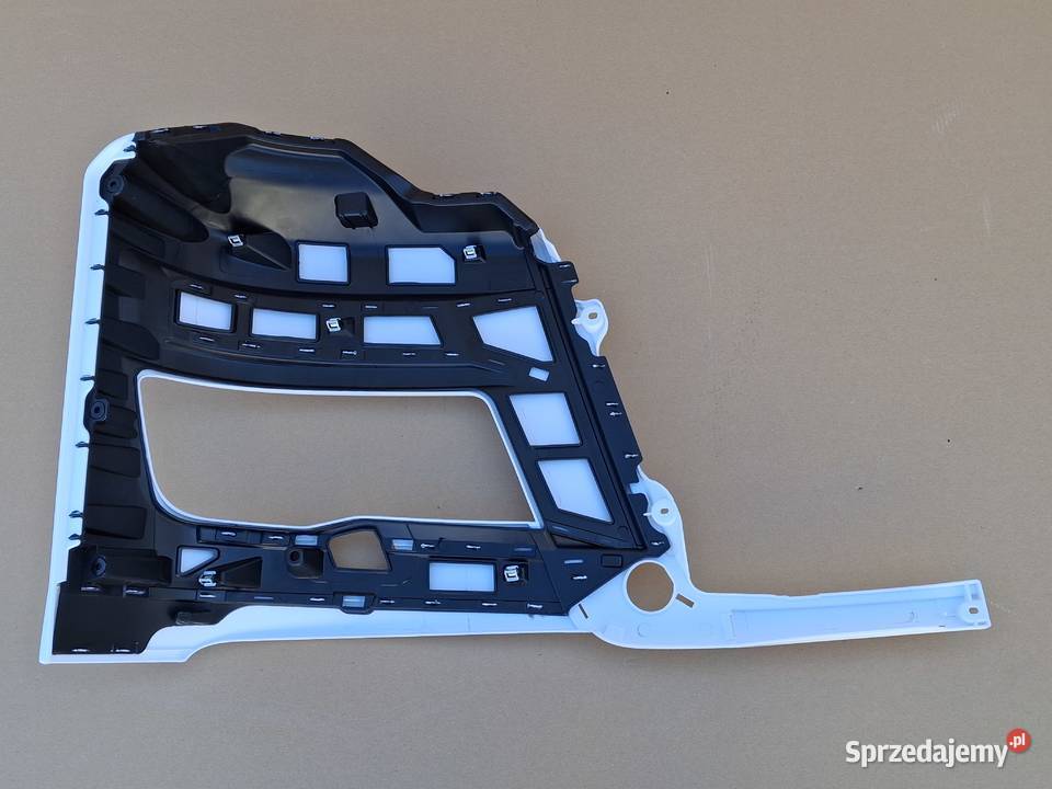 MAN TGX TG3 OKULAR REFLEKTORA LAMPY LEWY ZDERZAK Bieleń sprzedam