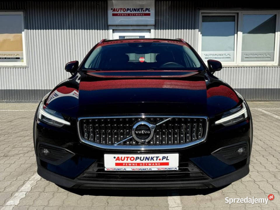 Volvo V60 Cross Country 2021r Fvat 23 Rok produkcji 2021 Rzeszów