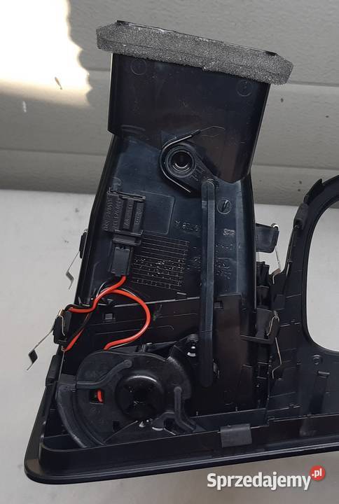 OBUDOWA RAMKA ZEGARÓW VW TOUAREG 7P 7P1857221 Wyposażenie wnętrza Mielęcin