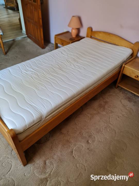 Łóżko drewniane z materacem 90 x 200 Łóżka Wolsztyn