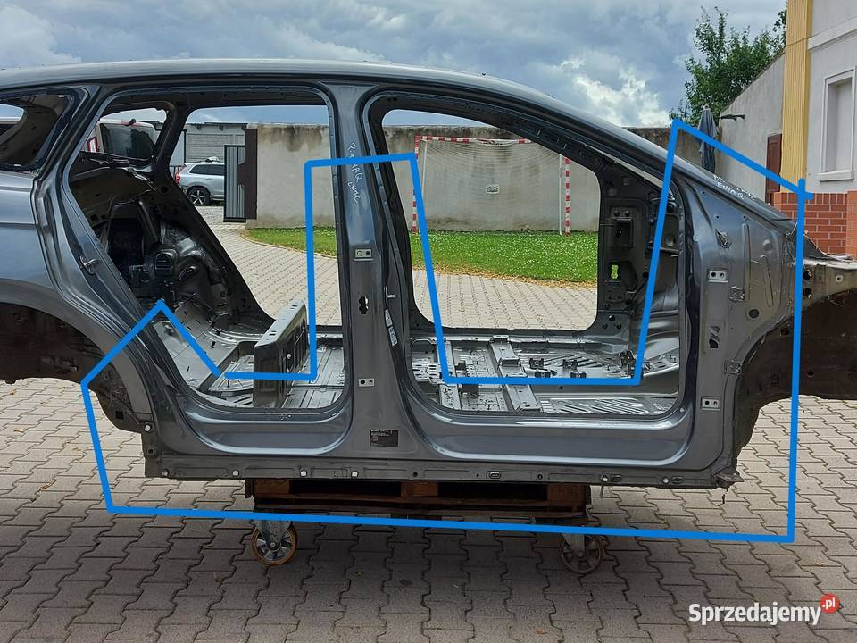 Skoda Enyaq 5LA iV60 SŁUPEK PRAWY BOK PRÓG