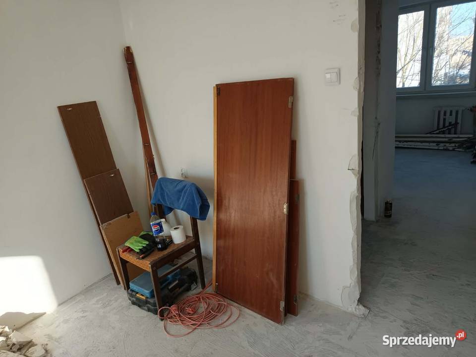 Opróżnianie mieszkań i garaży wynoszenue i Starachowice