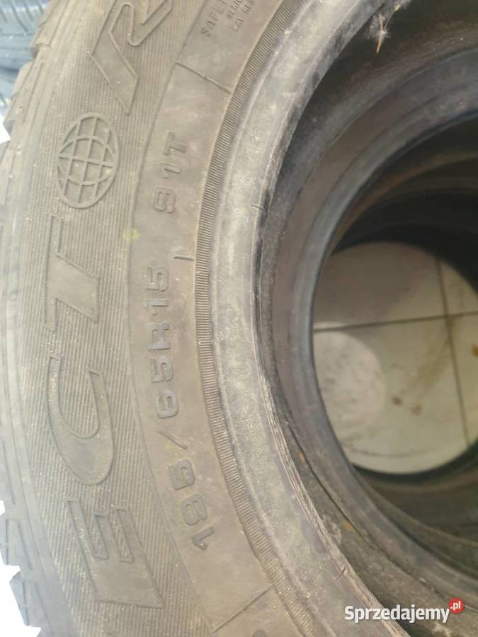 Opona Goodyear Vector5 całoroczna 19565R15