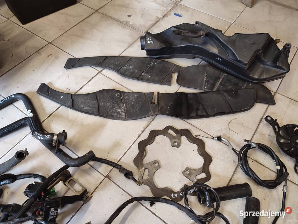 Suzuki Burgman 125 K7 części linka moduł Jelenia Góra