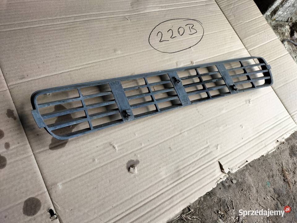 AUDI 80 B4 80B4 KRATKA ZDERZARZ PRZÓD PRZEDNIEGO