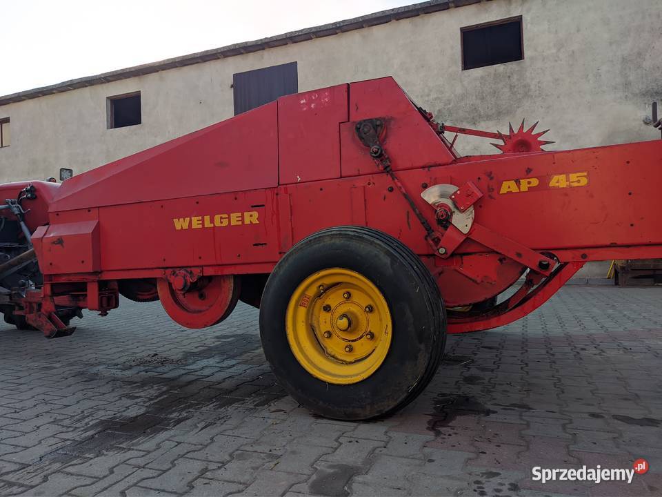 Welger AP 45 prasa kostkująca Koło