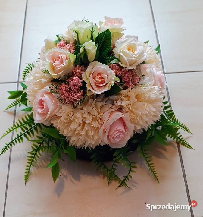 Bukiety nagrobne sprzedam