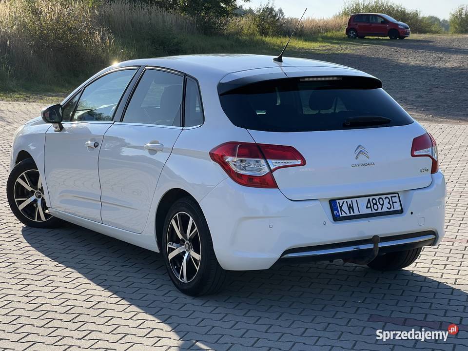 Citroen C4 II 16 HDi 115 2014 r lakier metallic Wieliczka