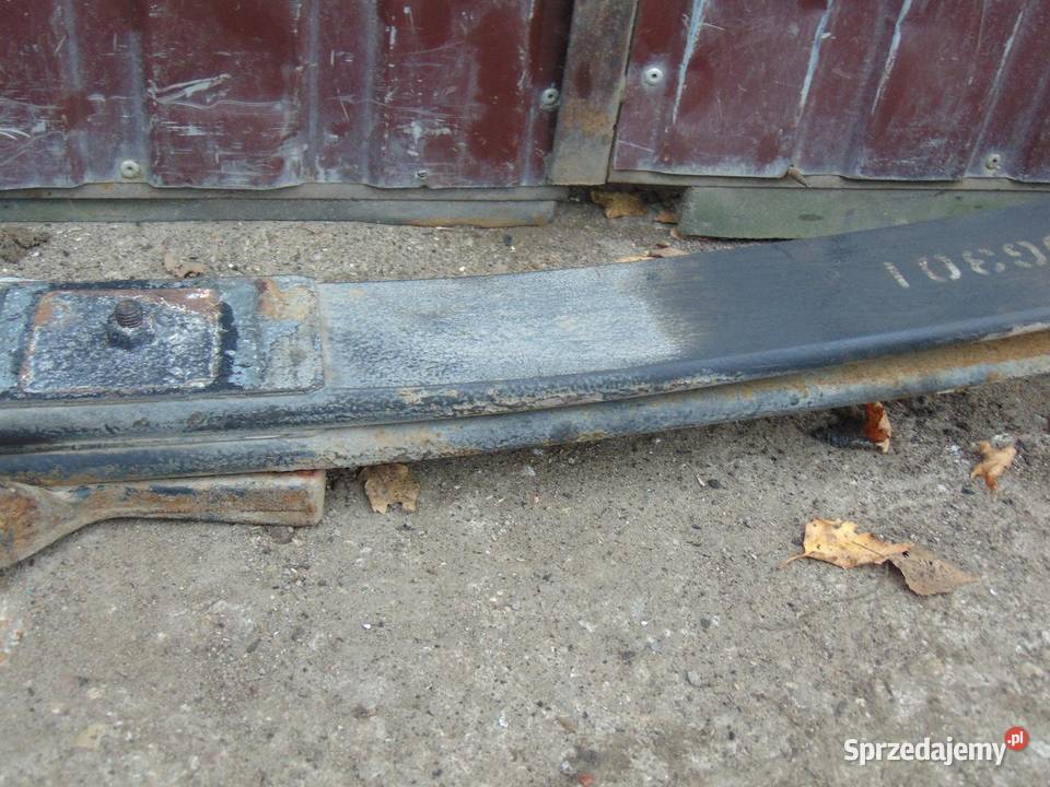 RESOR PRAWY PRZÓD NISSAN ATLEON 45 0613