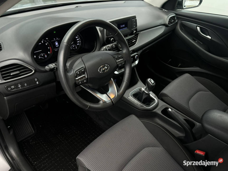 Hyundai i30 15DPI 110 Modern Salon 1 wł nieuszkodzony Piotrków Trybunalski