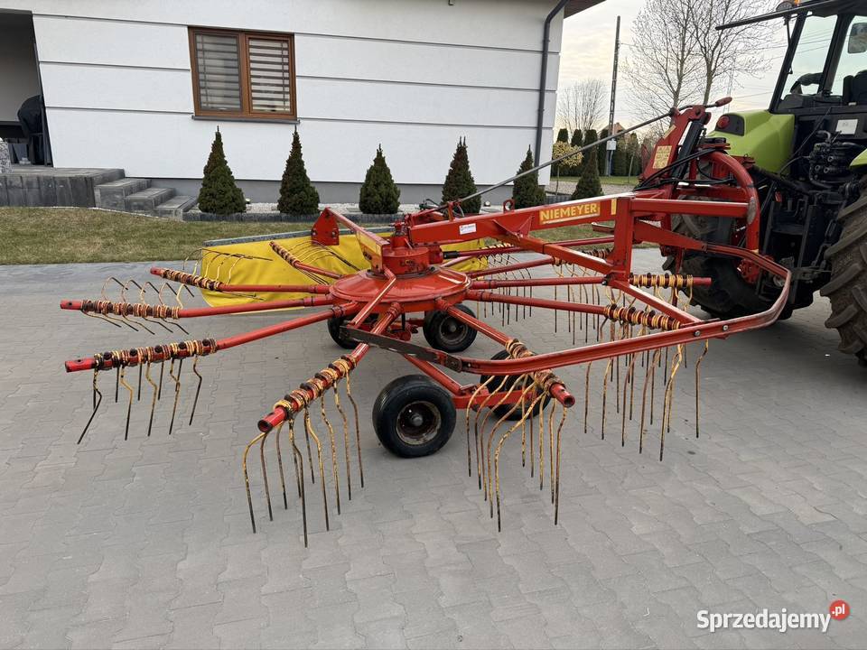 Zgrabiarka karuzelowa Niemeyer Twin 470 Łomża sprzedam