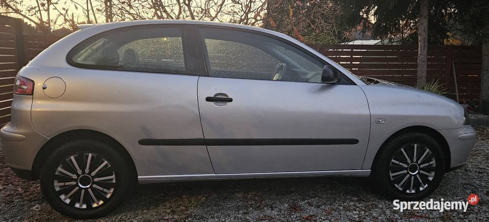 Seat Ibiza Benzyna Klimatyzacja Niskie Spalanie nieuszkodzony Lubin