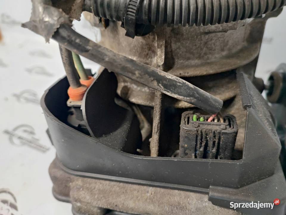 PEUGEOT 308 CITROEN C4 20 HDI pompa wspomagania Kielce