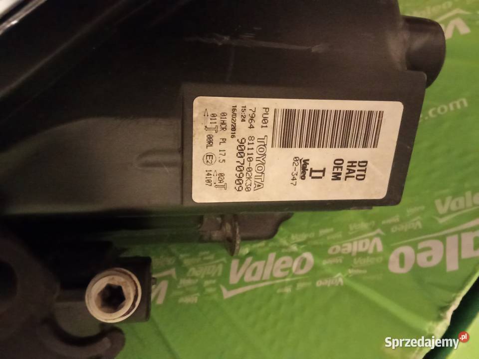 Toyota Auris IILED lift2018rreflektory orginal dolnośląskie Kamieniec Wrocławski