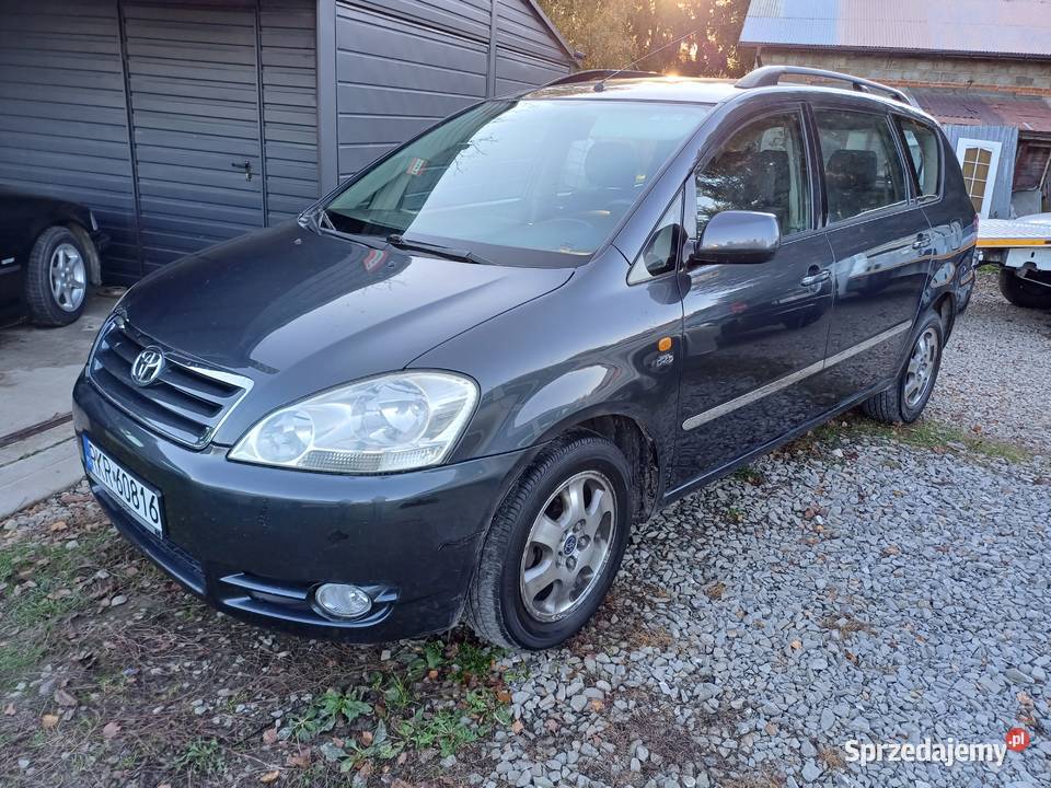 Toyota Avensis Verso 2.0 D4D