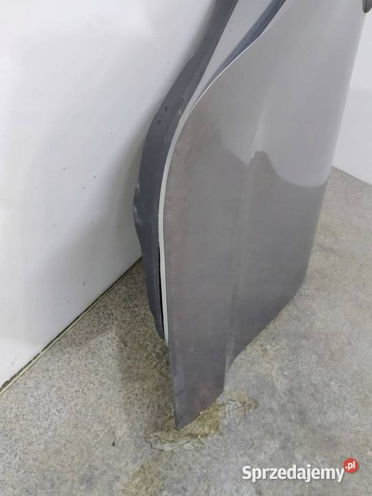 DRZWI PRAWE TYŁ SZARE Suzuki Baleno II 20152022 osobowe