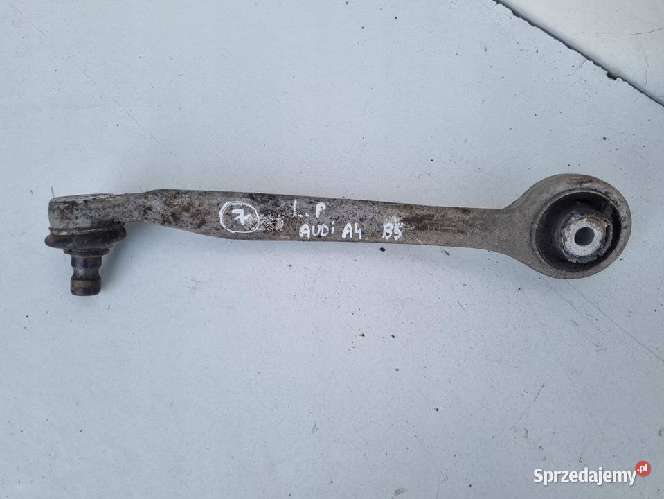 Audi A4 B5 Passat B5 PRZEDNI LEWY GÓRNY WAHACZ Części samochodowe lubelskie Janów sprzedam