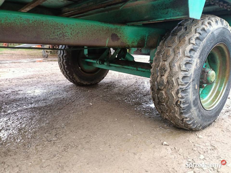 Rozrzutnik obornika jednoosiowy 25T