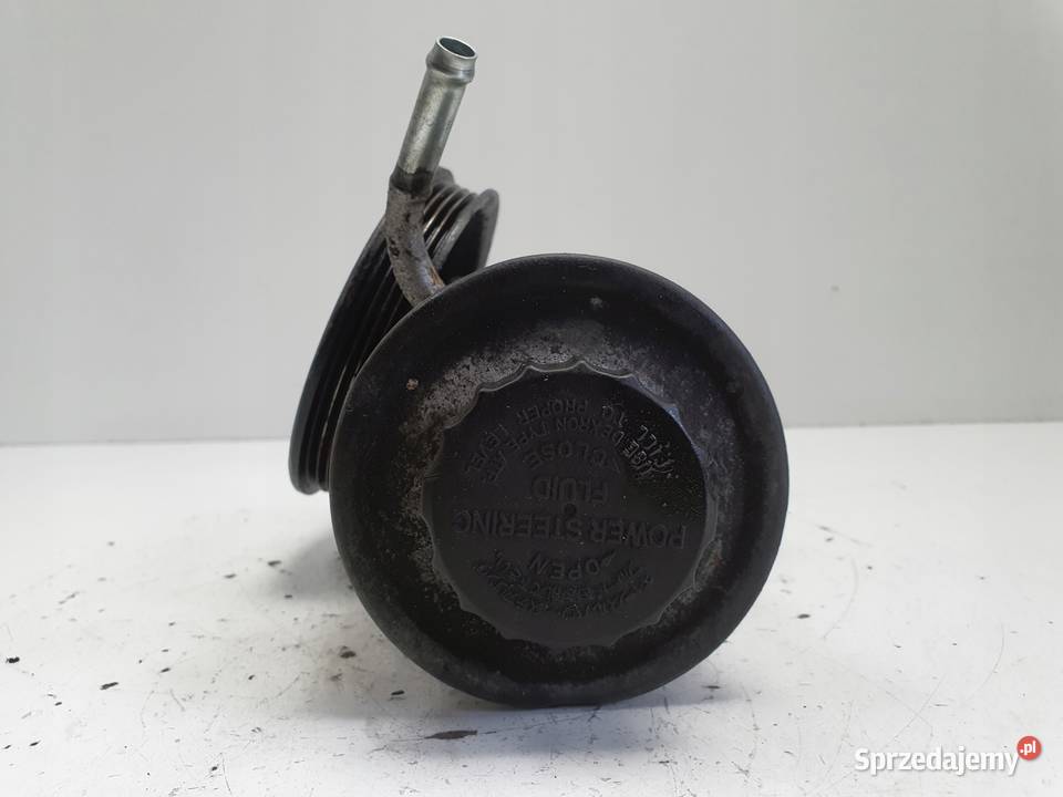 Toyota Yaris I 10 VVTI POMPA WSPOMAGANIA oryg osobowe Chełm sprzedam