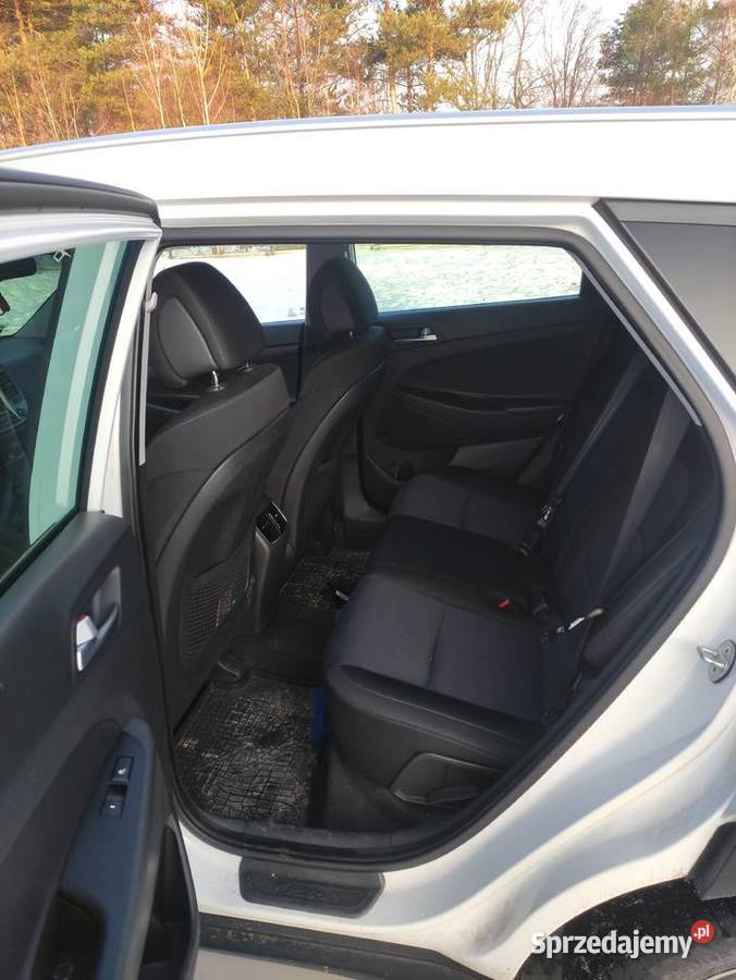 Hyundai Tucson 17 sprzedam