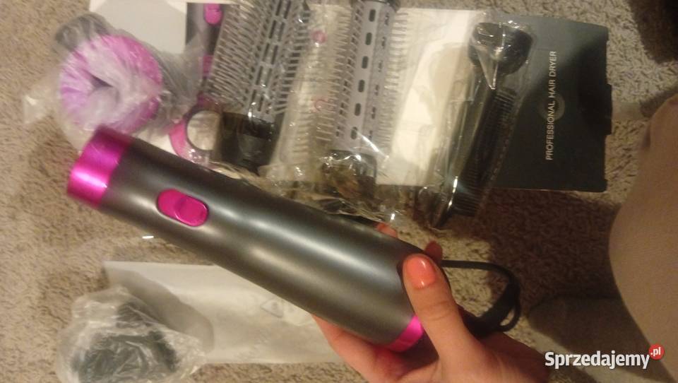 Suszarka z wymiennymi końcówkami Czemierniki