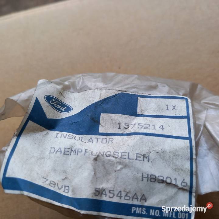 157521478VB5A546AA Tuleja wieszaka resoru sprzedam