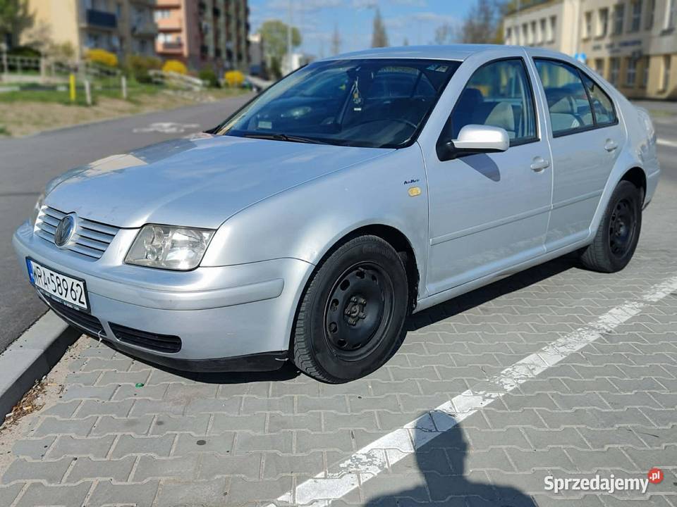 VW Bora 2000r 16 102KM Skarżysko-Kamienna