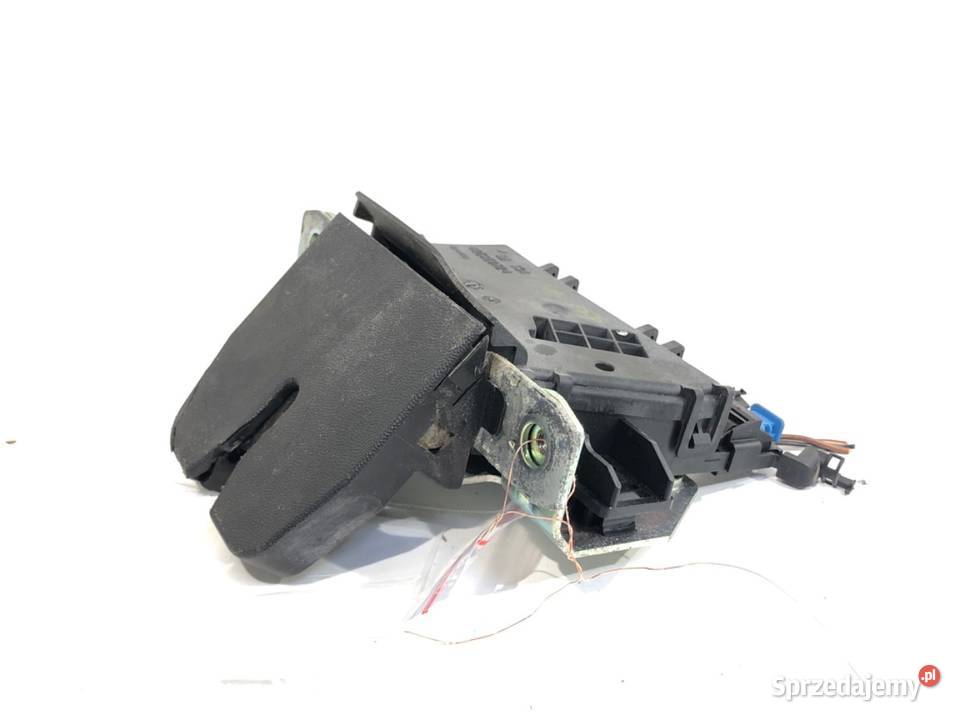 ZAMEK KLAPY TYŁ OPEL ZAFIRA B Hatchback 13117285 osobowe