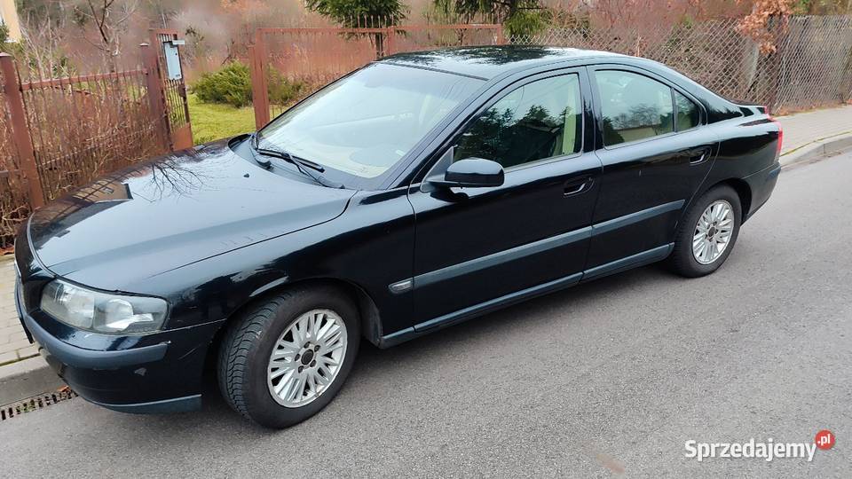 Volvo S60 2004r bez DPF doinwestowany 24 diesel centralny zamek Nowe Iganie